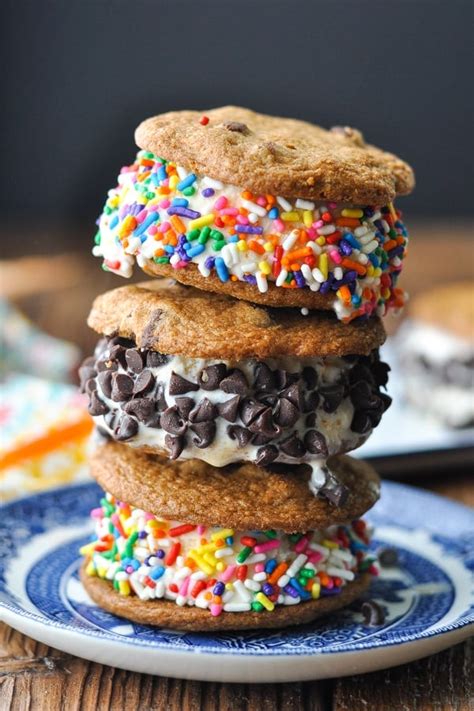 Cookie ice cream sandwich. Things To Know About Cookie ice cream sandwich. 